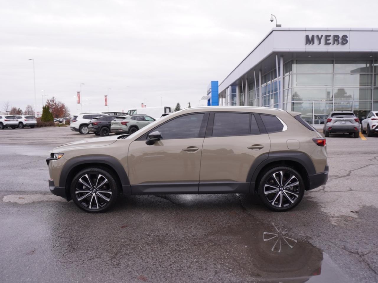2023 Mazda CX-50 GT  -  Sunroof -  Cooled Seats Photo