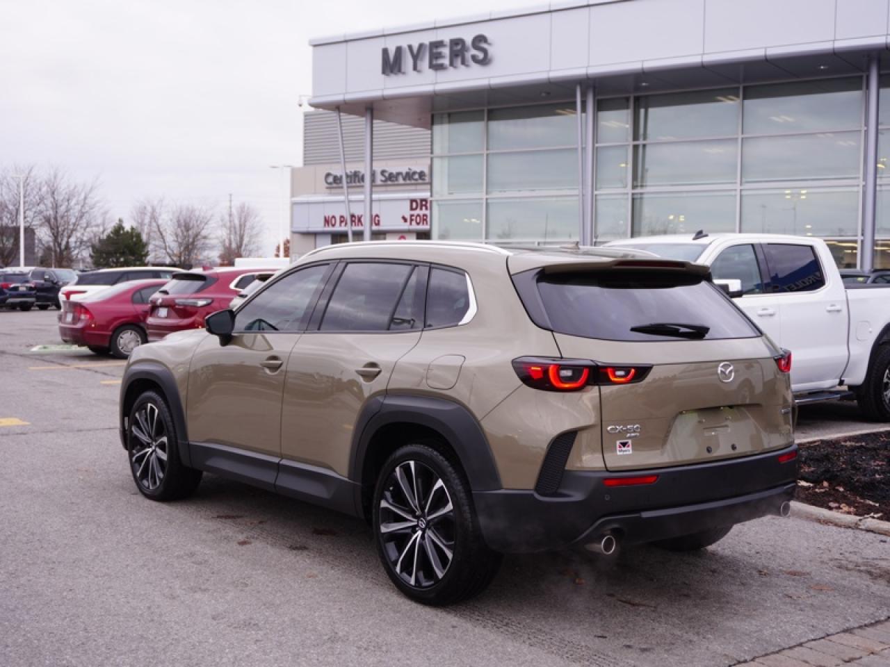 2023 Mazda CX-50 GT  -  Sunroof -  Cooled Seats Photo