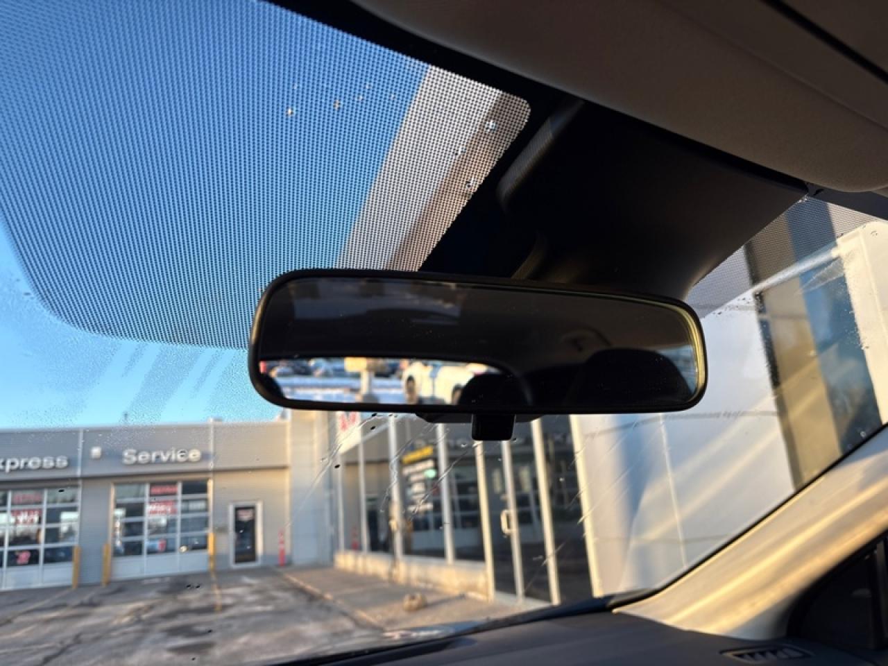 2023 Nissan Qashqai S AWD  AWD, Low Mileage Photo