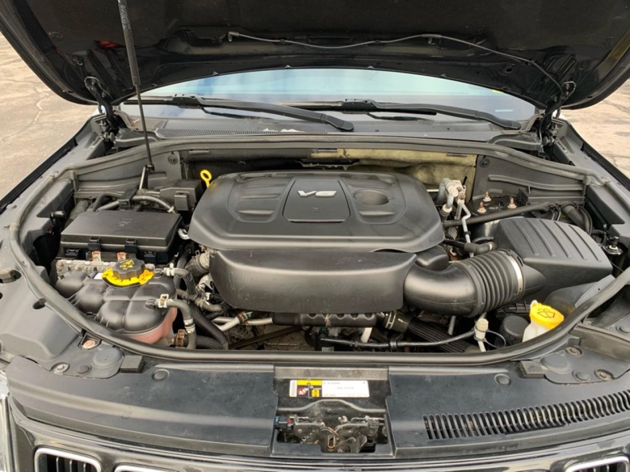 2016 Jeep Grand Cherokee Laredo Photo