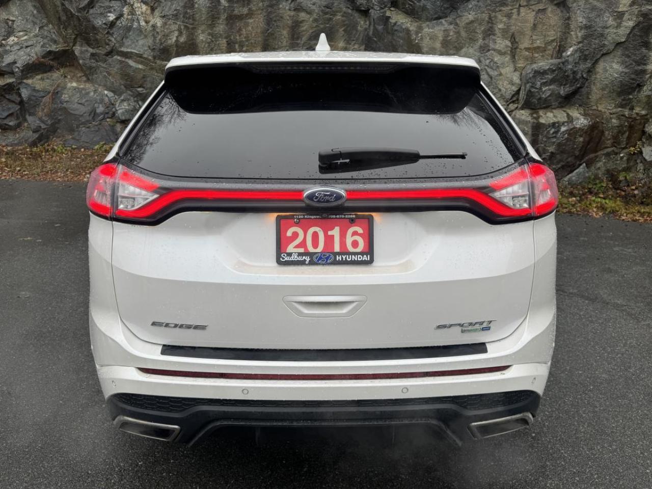 2016 Ford Edge 4dr Sport AWD Photo4