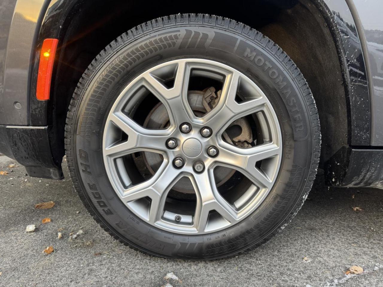 2022 Jeep Wagoneer Series II 4x4 Photo