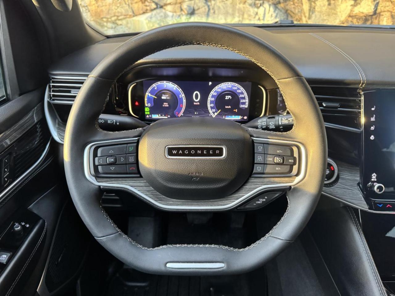 2022 Jeep Wagoneer Series II 4x4 Photo