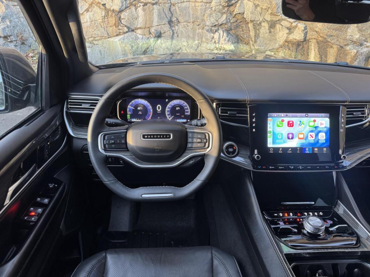 2022 Jeep Wagoneer Series II 4x4 Photo