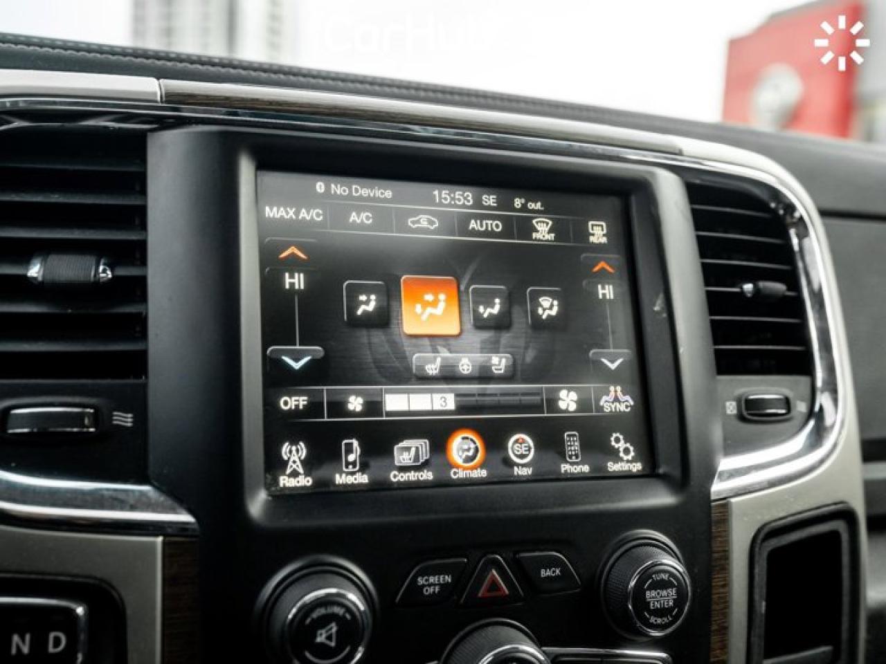 2014 RAM 1500 Laramie Photo