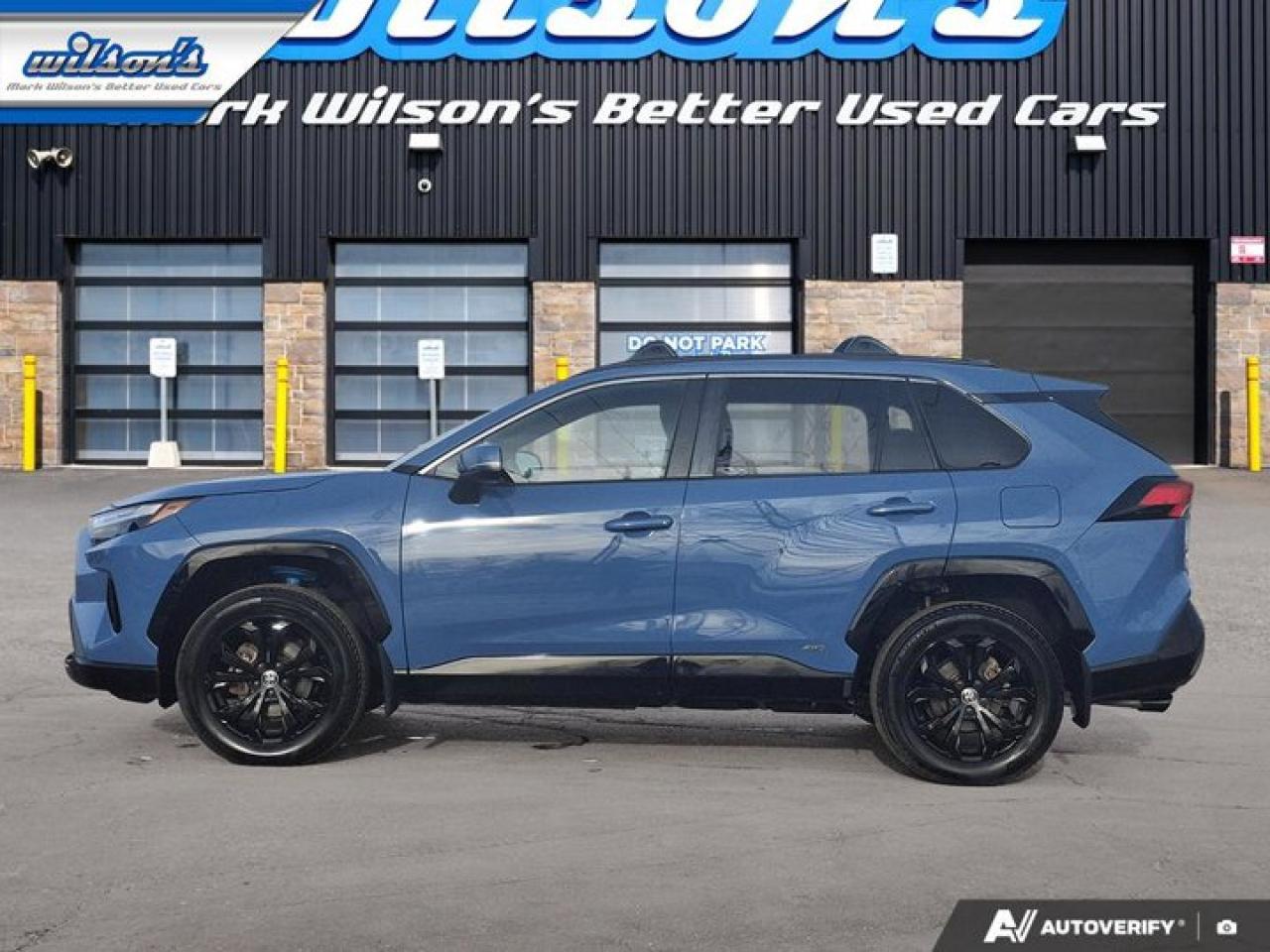 2023 Toyota RAV4 Hybrid SE | Sunroof | Adaptive Cruise | CarPlay | Android Auto | Heated Seats | Rear Cam and More ! Photo