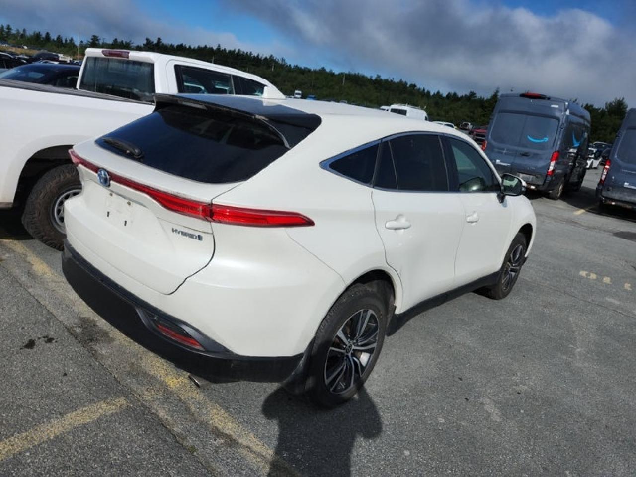 2022 Toyota Venza LE AWD | Hybrid | Power Seat | CarPlay + Android | Heated Seats | Adaptive Cruise | Rear Camera | Photo3