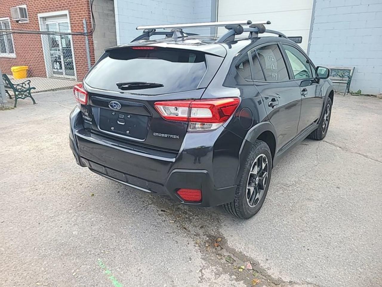 2018 Subaru XV Crosstrek Sport AWD | 6 Speed Manual | Sunroof | CarPlay + Android | Bluetooth | Rear Cam | Alloy Wheels Photo2