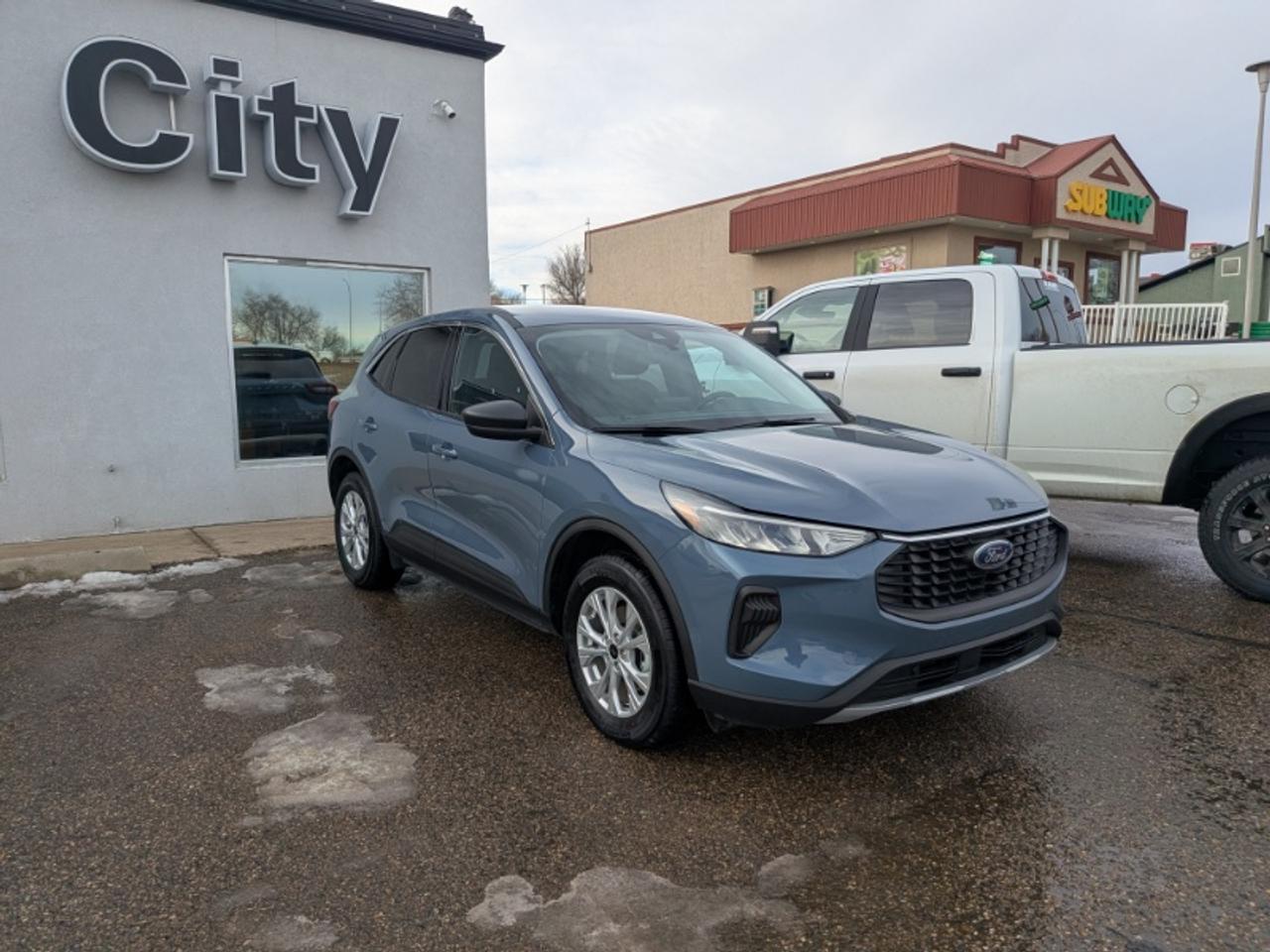 2024 Ford Escape Active Photo0