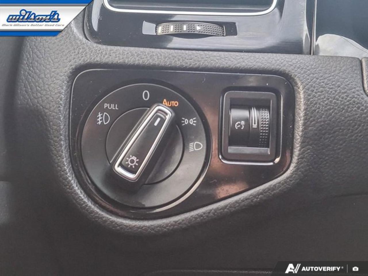 2021 Volkswagen Golf GTI AutobahnLeather | Sunroof | Nav | Heated Seats | Rear Camera | Power Seat | and More ! Photo