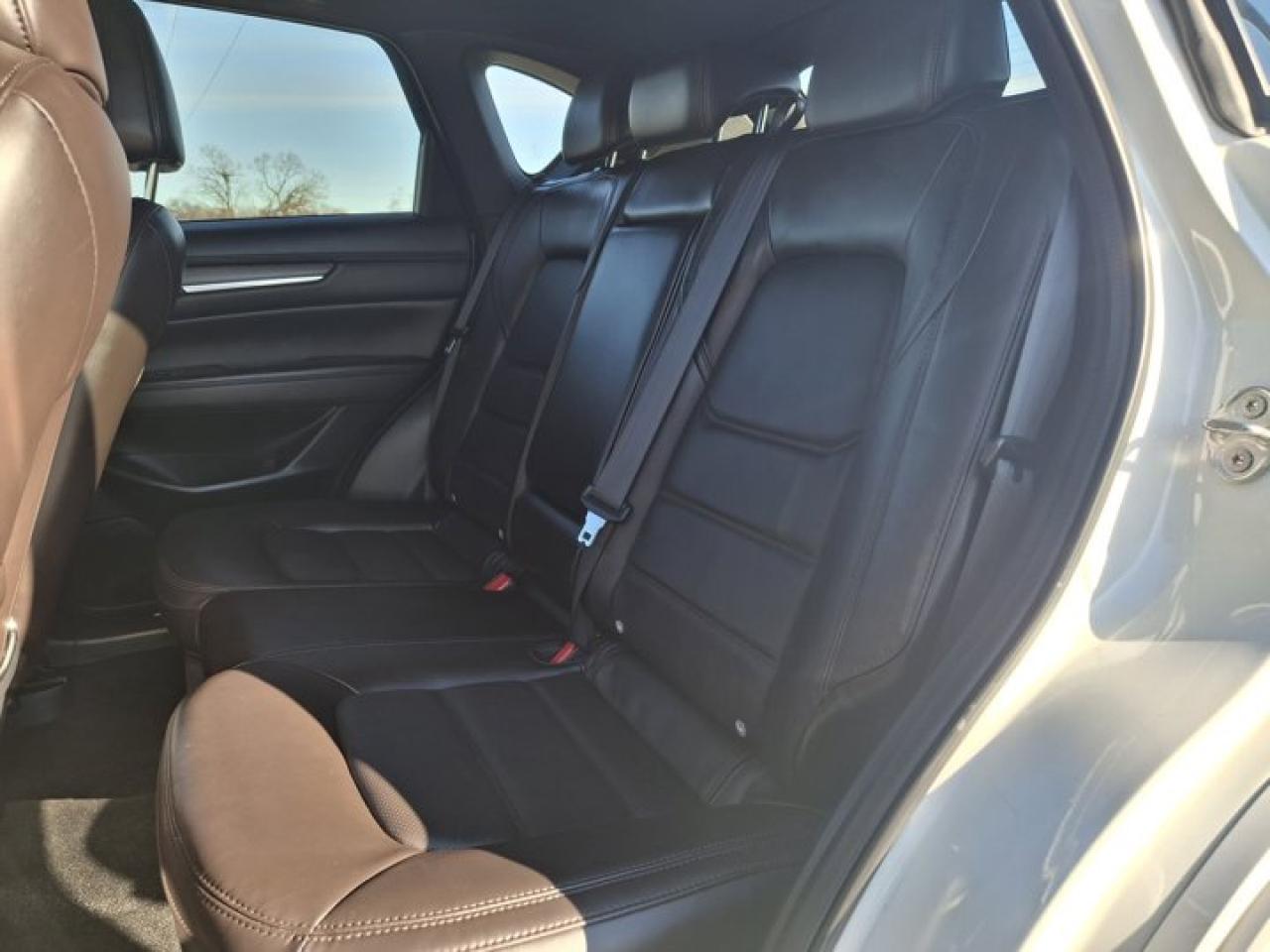 2022 Mazda CX-5 SignatureTurbo | Leather | Sunroof | Nav | Cooled + Heated Seats | Heated Wheel | and More ! Photo