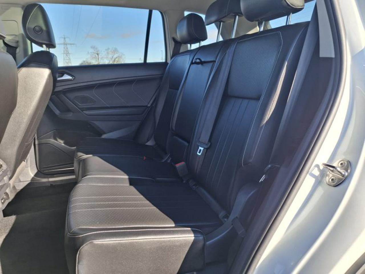 2024 Volkswagen Tiguan Comfortline 4Motion | Leather | Pano Roof | Heated Seats + Steering | Adaptive Cruise | CarPlay | Photo