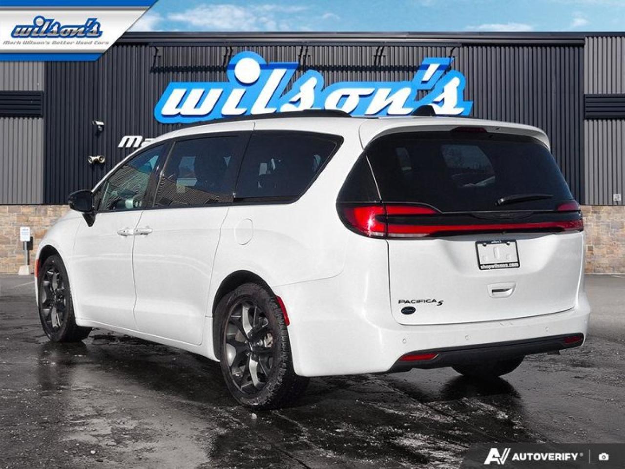 2024 Chrysler Pacifica Touring-L | Leather | Pano Sunroof | S-Appearance Pkg | Heated Wheel + Seats | and More ! Photo2
