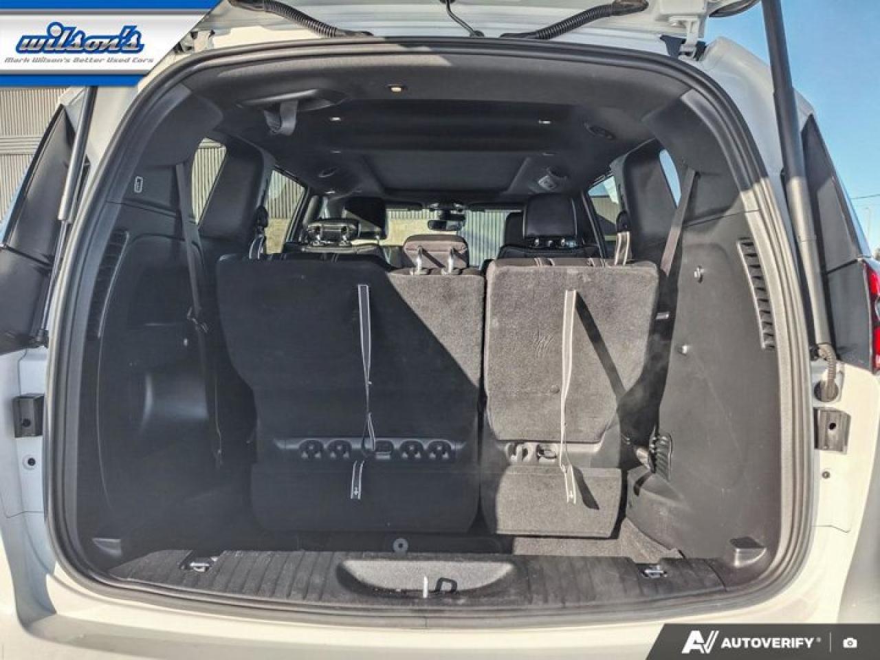 2024 Chrysler Pacifica Touring-L | Leather | Pano Sunroof | S-Appearance Pkg | Heated Wheel + Seats | and More ! Photo