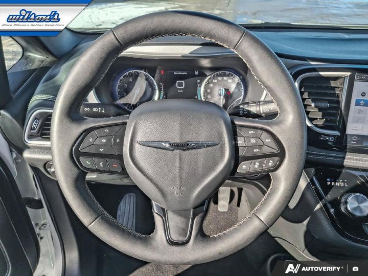 2024 Chrysler Pacifica Touring-L | Leather | Pano Sunroof | S-Appearance Pkg | Heated Wheel + Seats | and More ! Photo