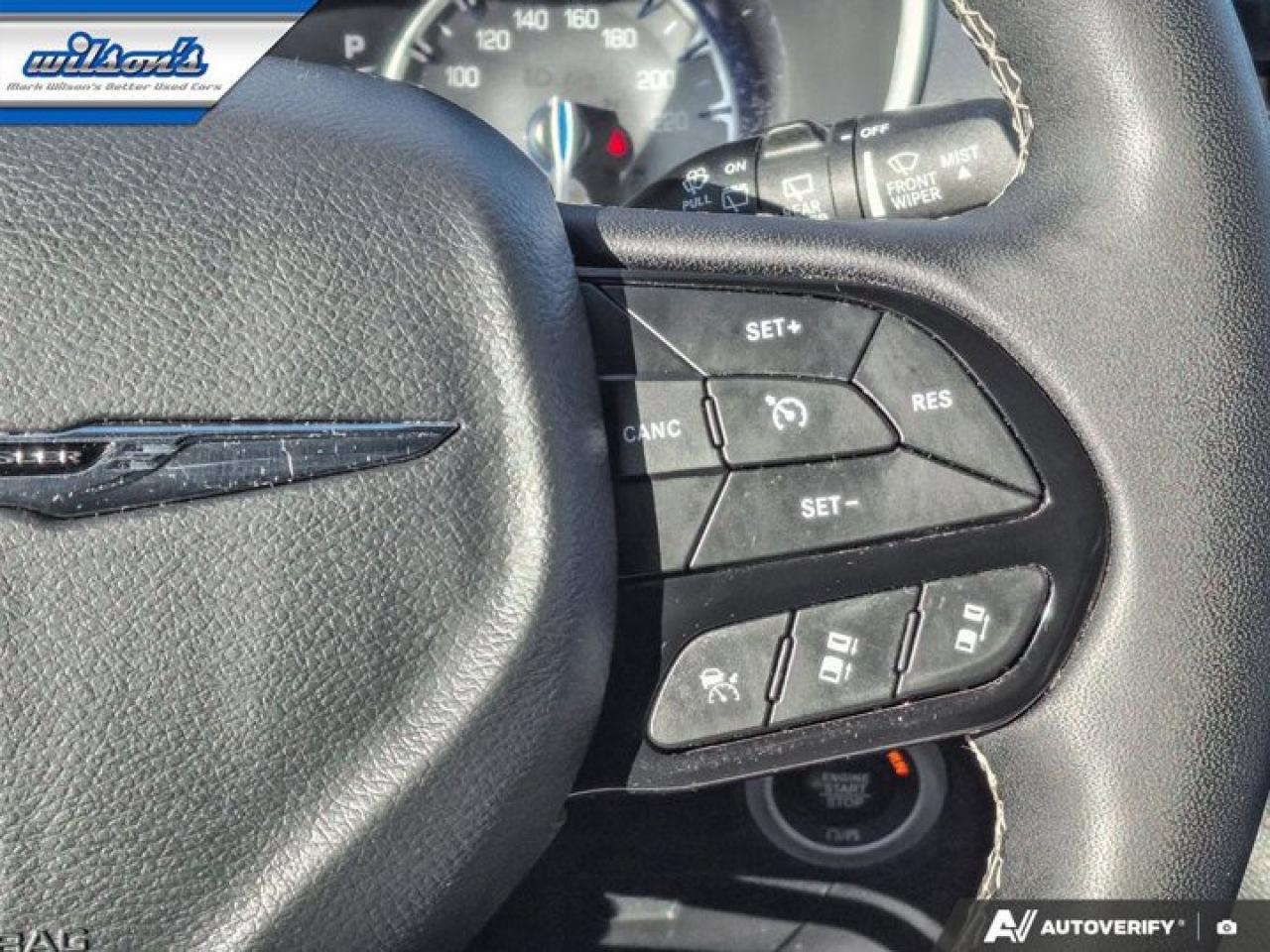 2024 Chrysler Pacifica Touring-L | Leather | Pano Sunroof | S-Appearance Pkg | Heated Wheel + Seats | and More ! Photo