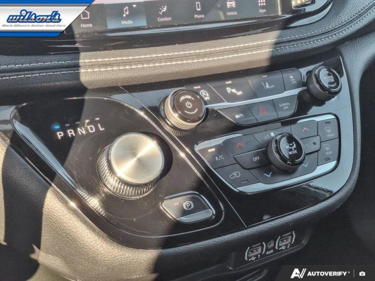 2024 Chrysler Pacifica Touring-L | Leather | Pano Sunroof | S-Appearance Pkg | Heated Wheel + Seats | and More ! Photo