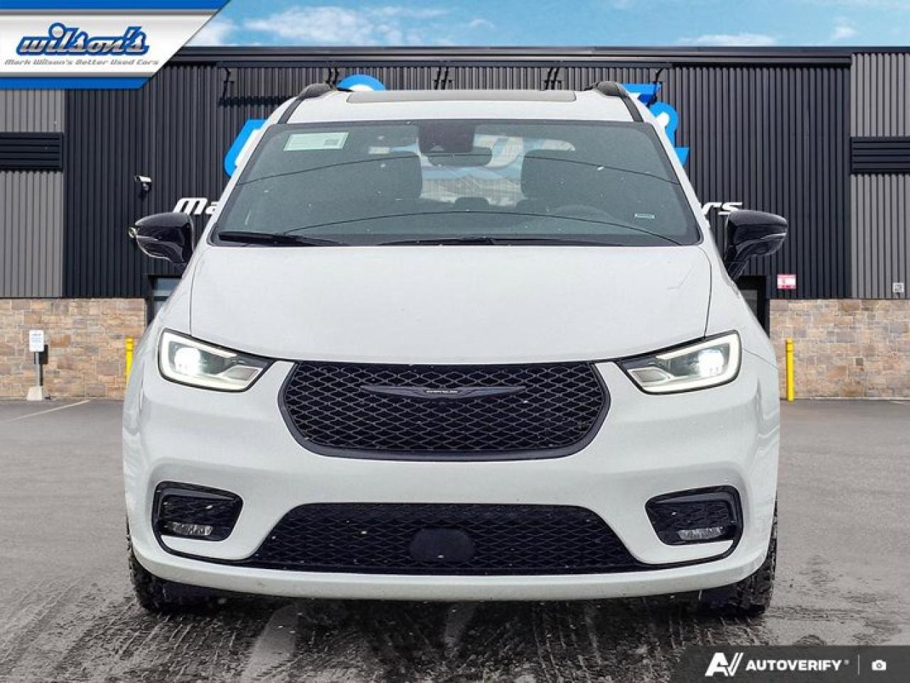 2024 Chrysler Pacifica Touring-L | Leather | Pano Sunroof | S-Appearance Pkg | Heated Wheel + Seats | and More ! Photo