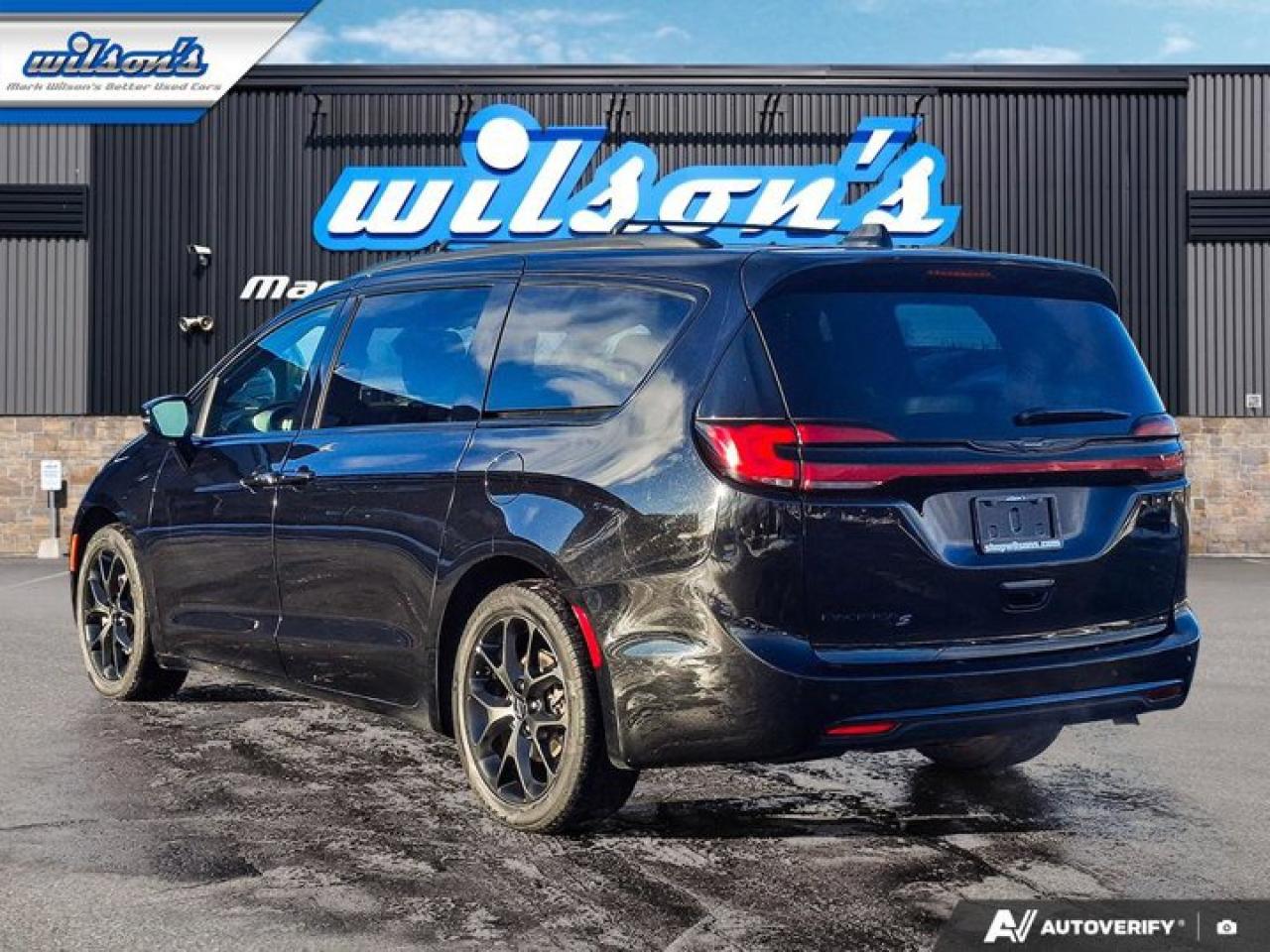 2024 Chrysler Pacifica Touring-L | Leather | Pano Sunroof | S-Appearance Pkg | Heated Wheel + Seats | and More ! Photo2