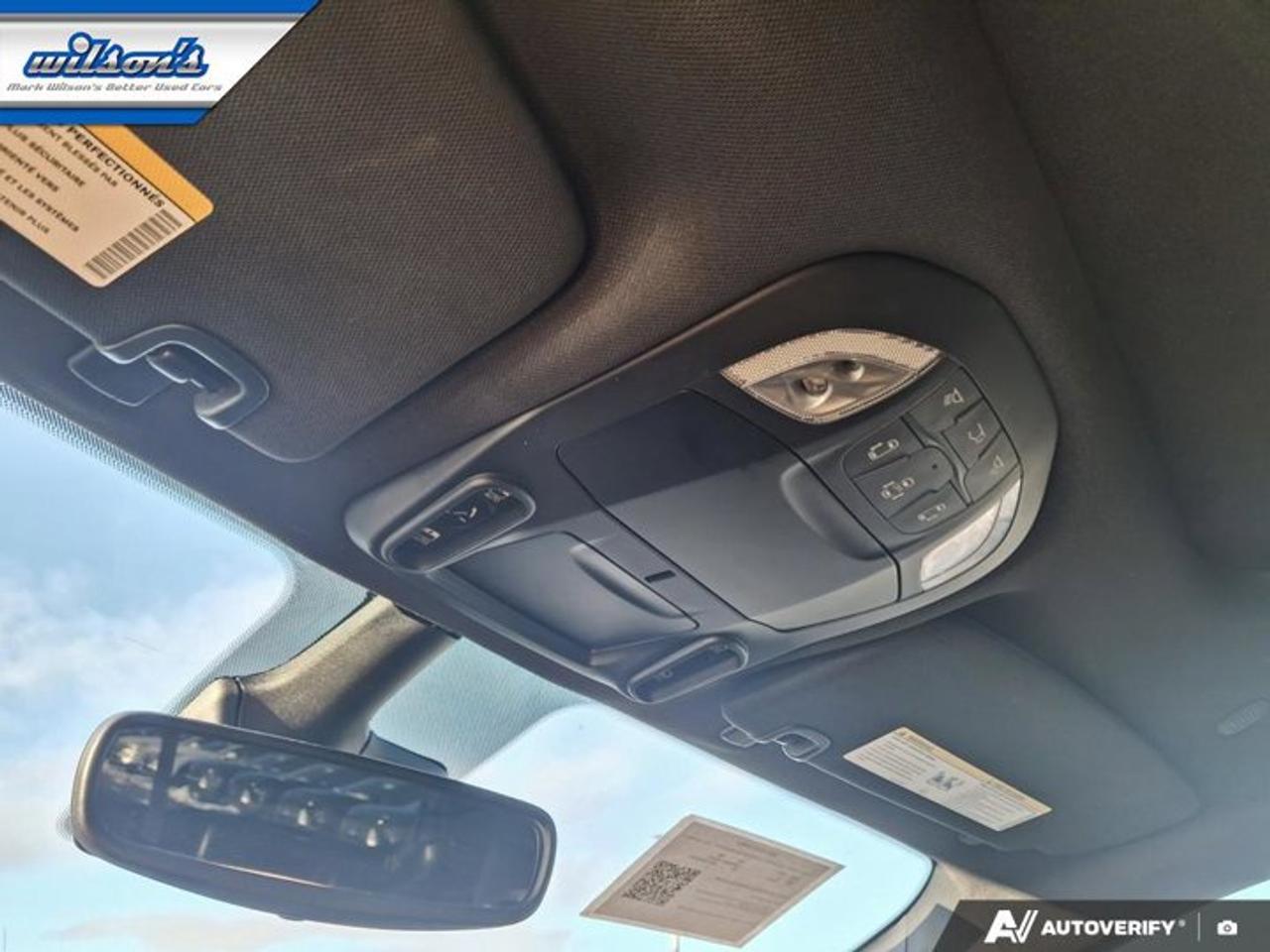 2024 Chrysler Pacifica Touring-L | Leather | Pano Sunroof | S-Appearance Pkg | Heated Wheel + Seats | and More ! Photo