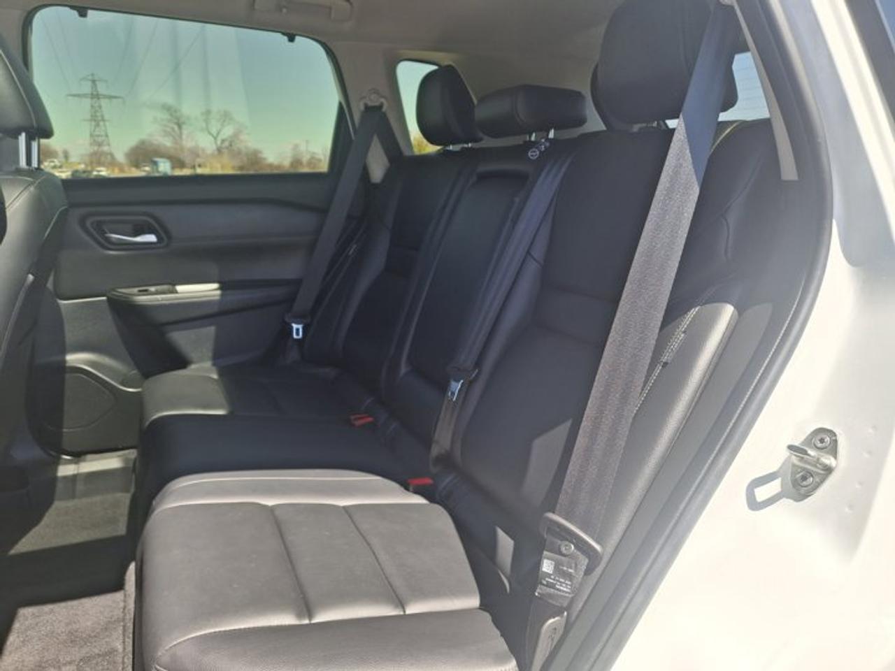 2024 Nissan Rogue SL AWD | Leather | Pano Roof | Nav | 360 Camera | Adaptive Cruise | Heated Wheel + Seats | and More! Photo