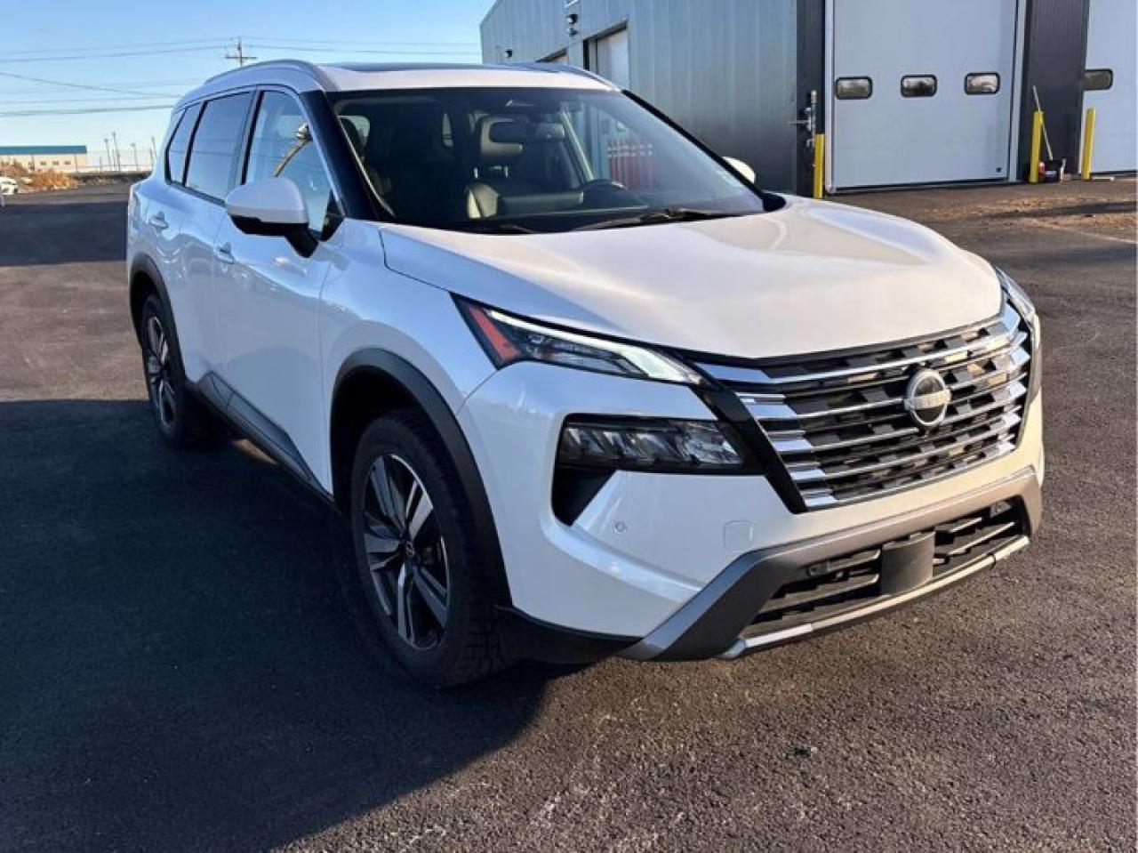 Used 2024 Nissan Rogue SL AWD | Leather | Pano Roof | Nav | 360 Camera | Adaptive Cruise | Heated Wheel + Seats | and More! for sale in Guelph, ON