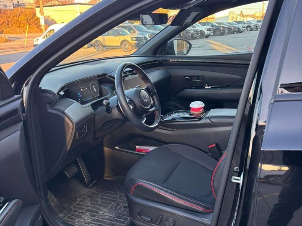 2024 Hyundai Tucson Hybrid N-Line AWD | Pano Roof | Nav | Bose | Adaptive Cruise | Heated Wheel + Seats | CarPlay & More ! Photo2