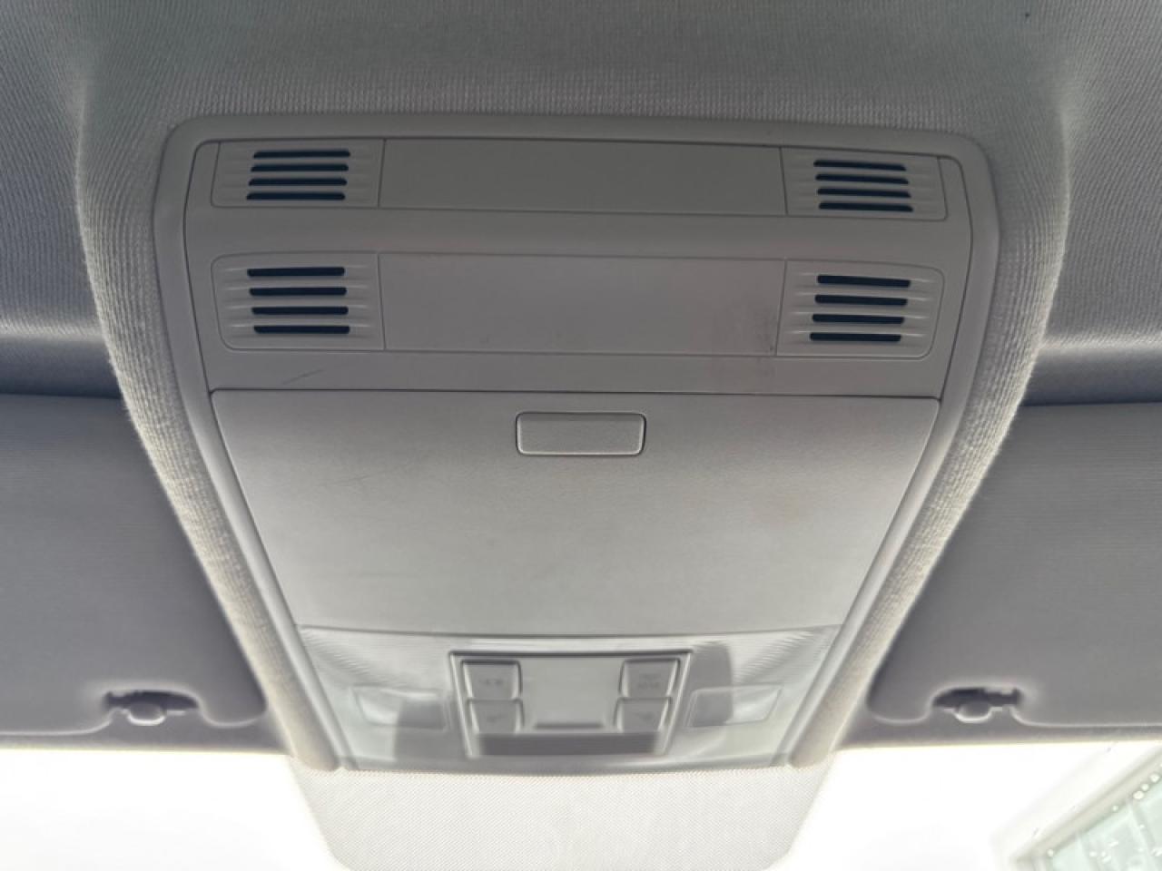 2020 Volkswagen Tiguan Trendline 4MOTION  - Heated Seats Photo