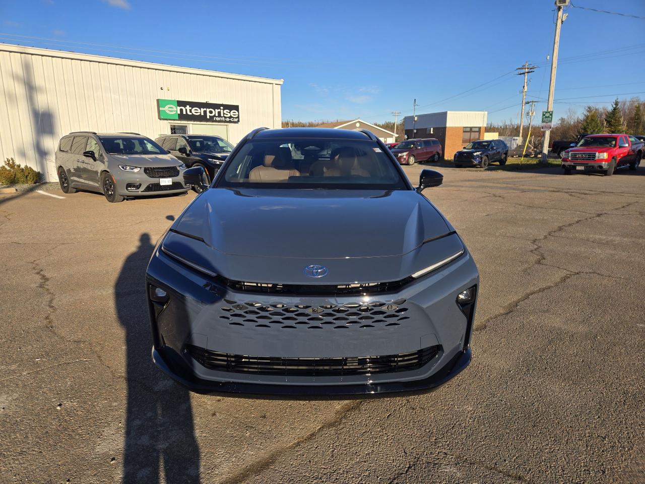 2025 Toyota Crown Signia LIMITED - ADVANCED TECHNOLOGY Photo