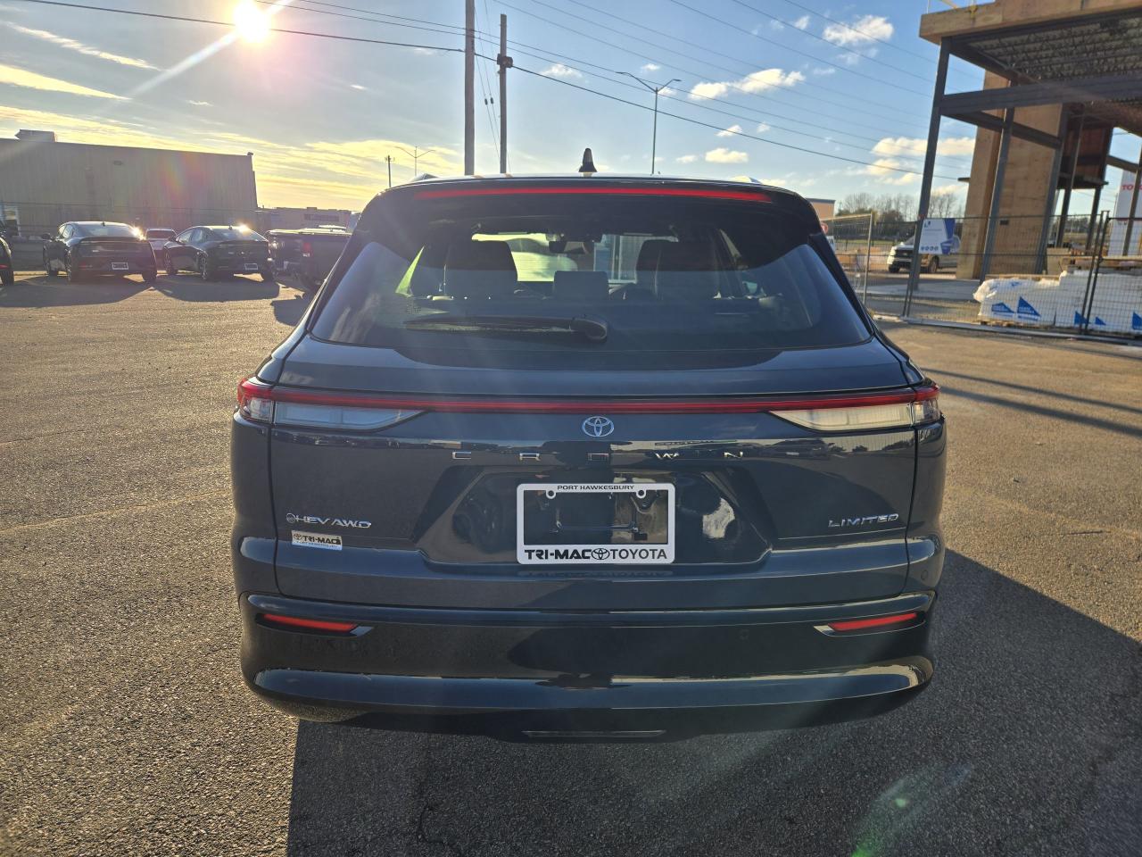 2025 Toyota Crown Signia LIMITED - ADVANCED TECHNOLOGY Photo