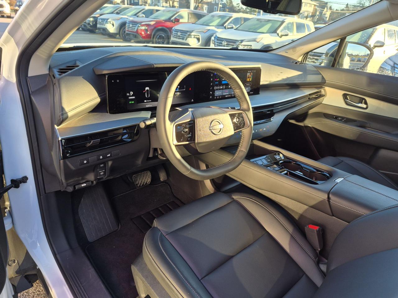 2025 Nissan Murano SL Photo6