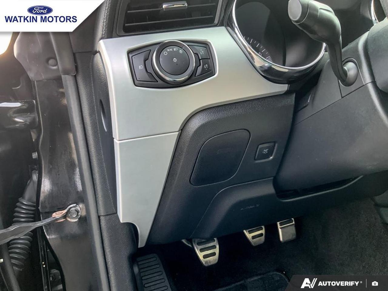 2015 Ford Mustang GT 5.0L COUPE Photo23