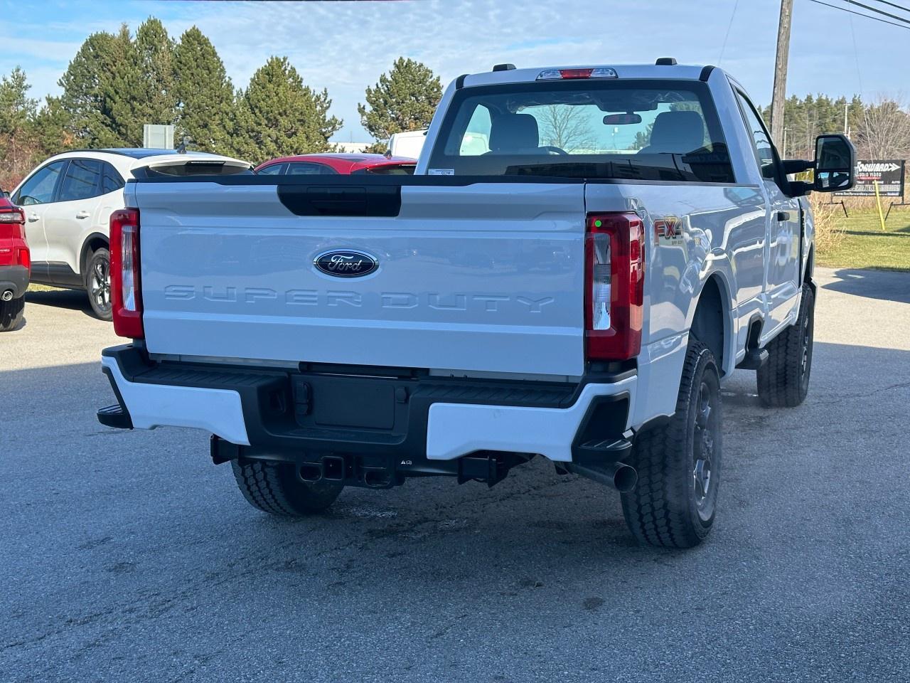 2026 Ford F-250 Super Duty SRW XL 4WD Reg Cab 8' Box Photo