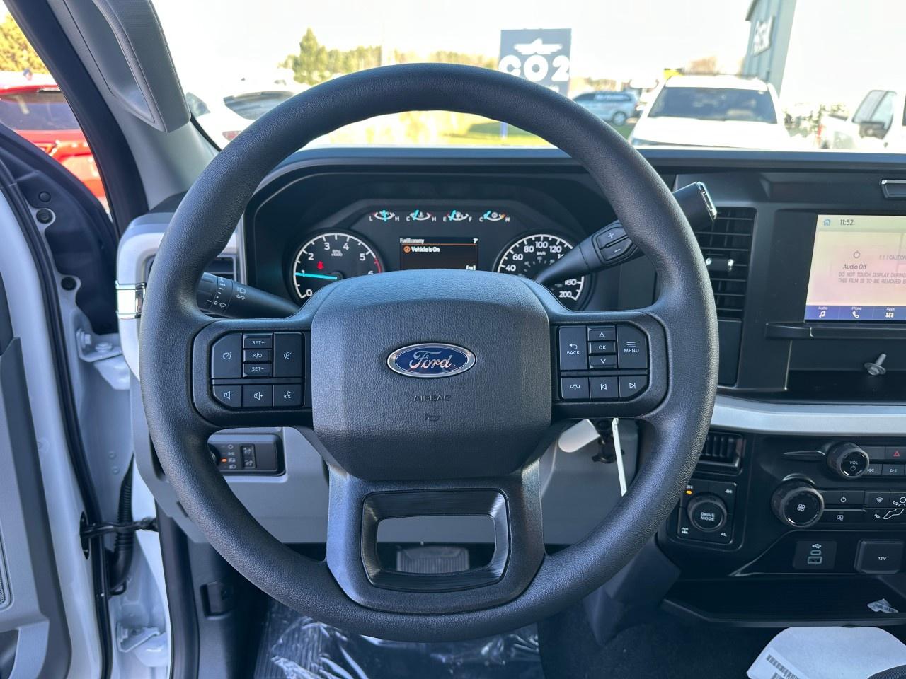 2026 Ford F-250 Super Duty SRW XL 4WD Reg Cab 8' Box Photo