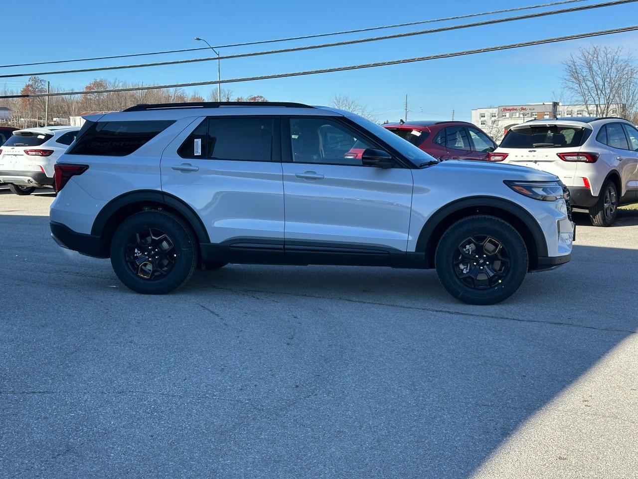 2026 Ford Explorer TREMOR 4WD Photo4