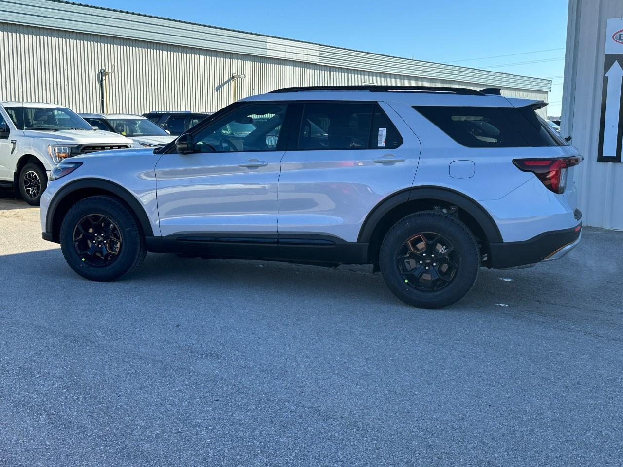 2026 Ford Explorer TREMOR 4WD Photo