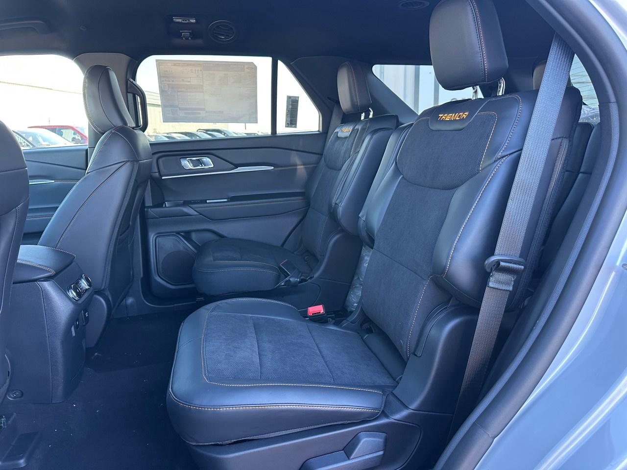 2026 Ford Explorer TREMOR 4WD Photo