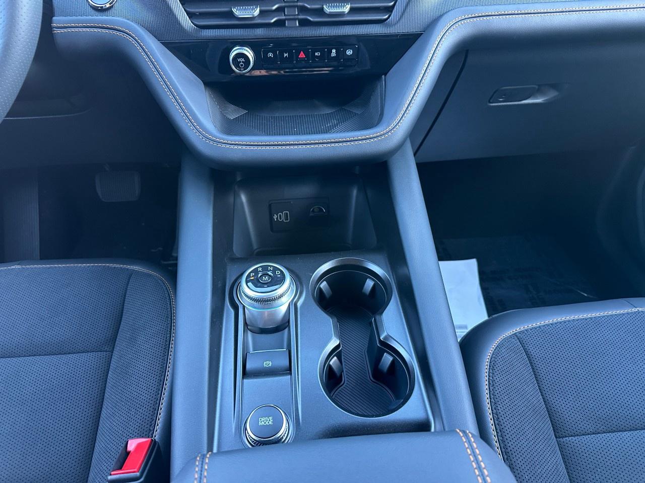 2026 Ford Explorer TREMOR 4WD Photo