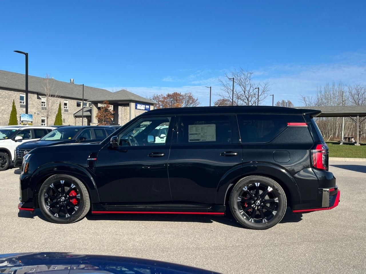 2026 Nissan Armada 4x4 NISMO Photo4