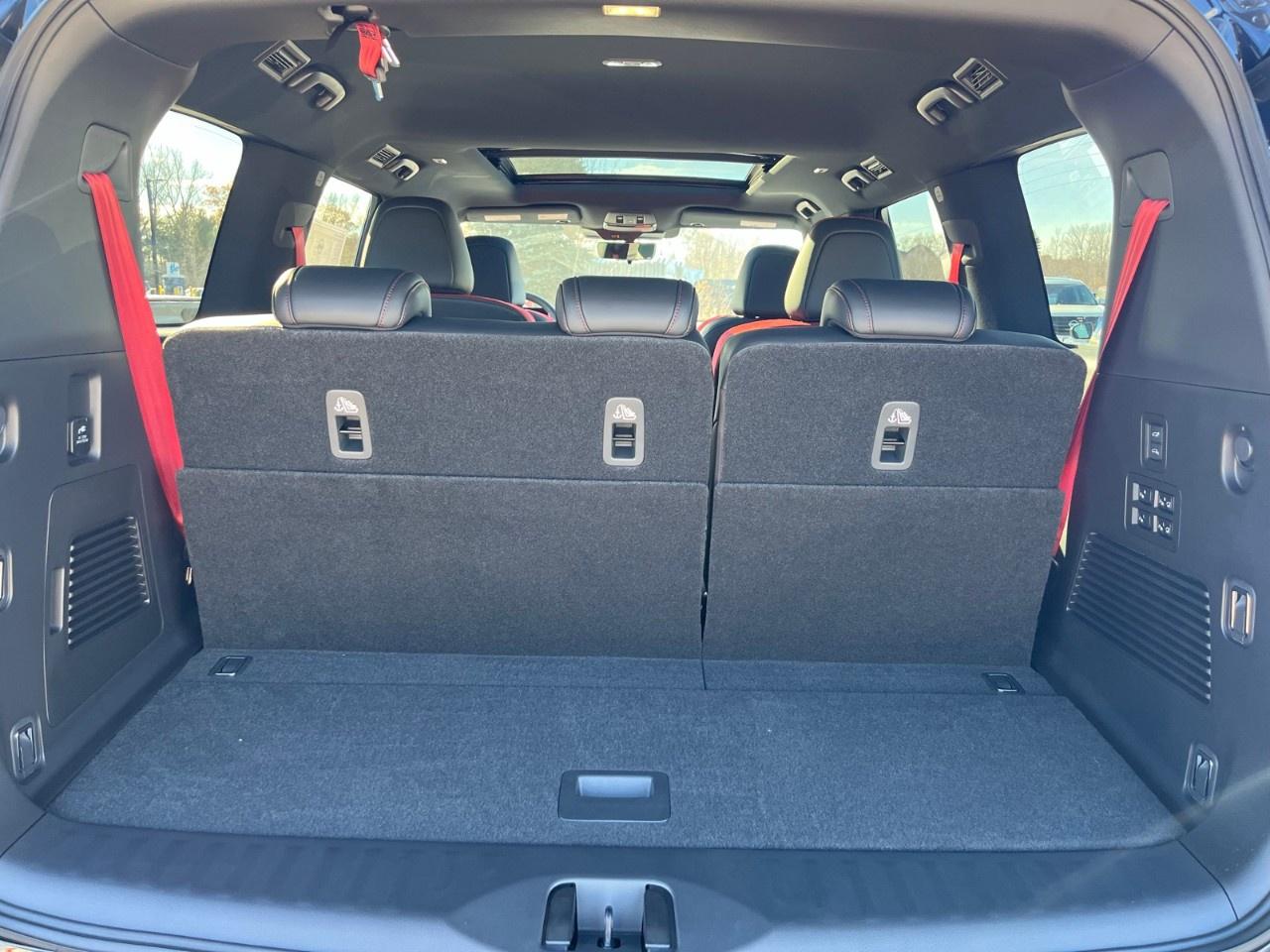 2026 Nissan Armada 4x4 NISMO Photo