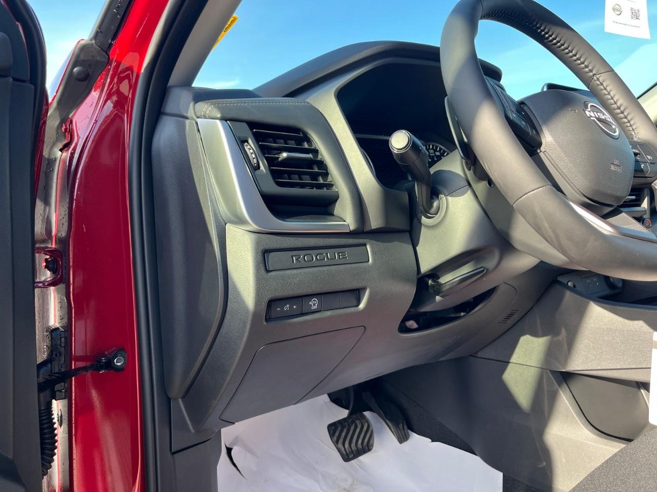 2026 Nissan Rogue AWD S Photo