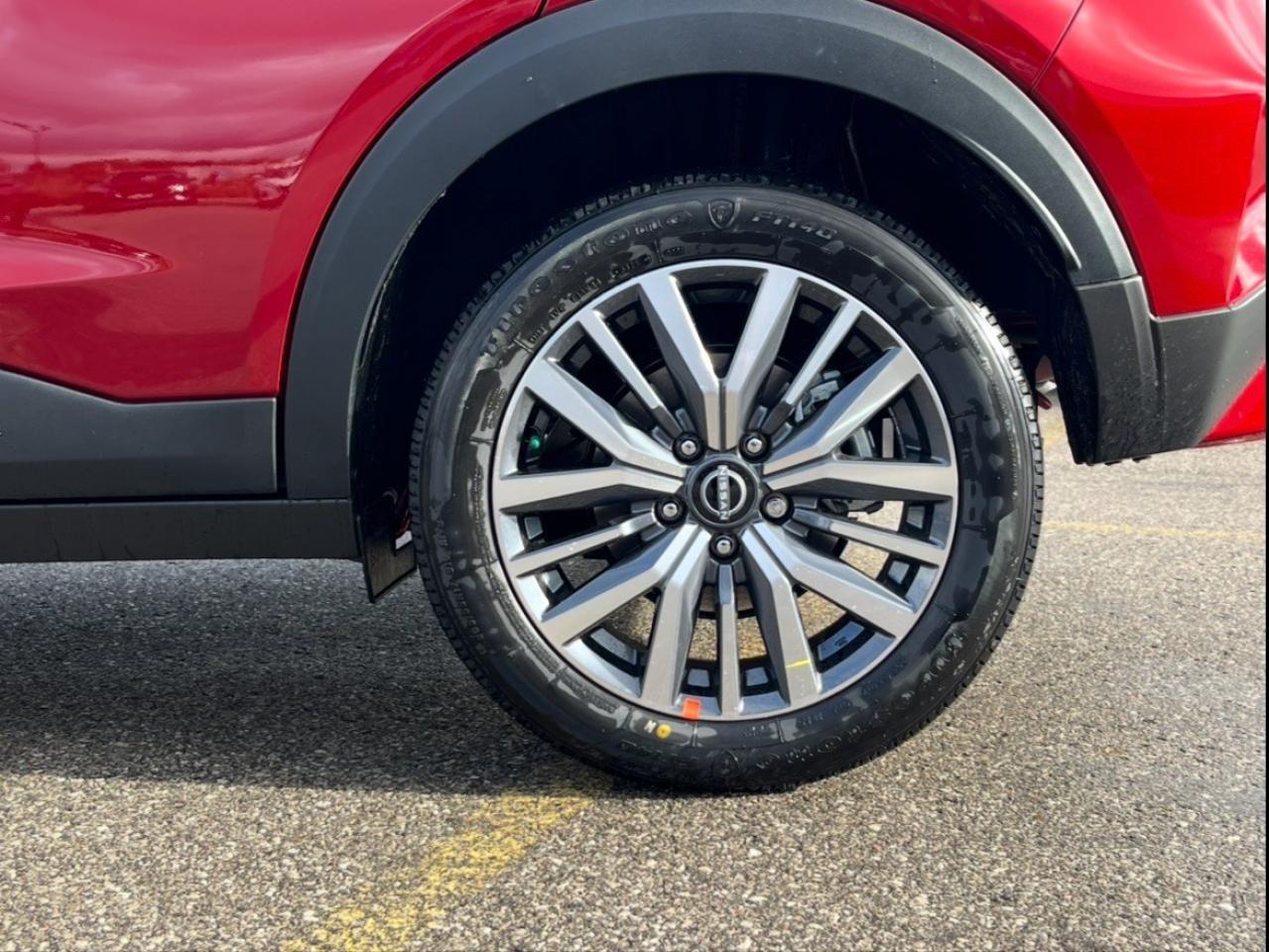 2025 Nissan Kicks Play SV FWD Photo