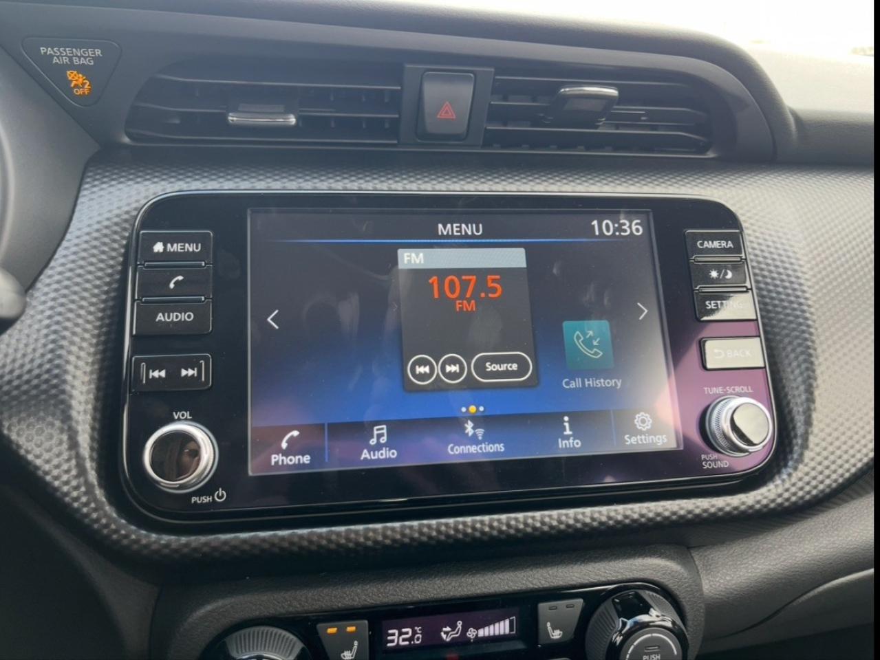 2025 Nissan Kicks Play SV FWD Photo