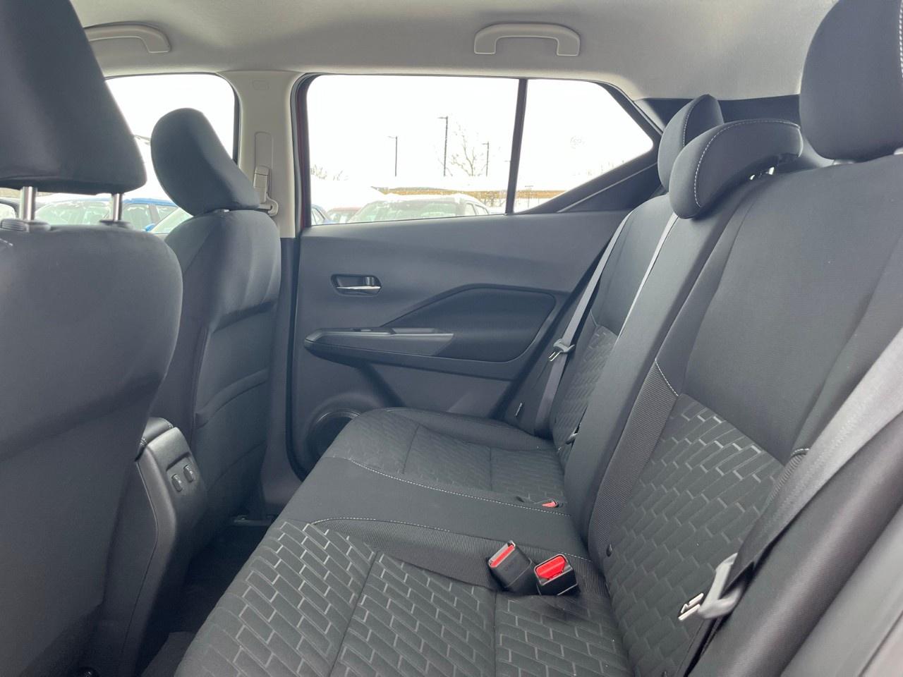 2025 Nissan Kicks Play SV FWD Photo