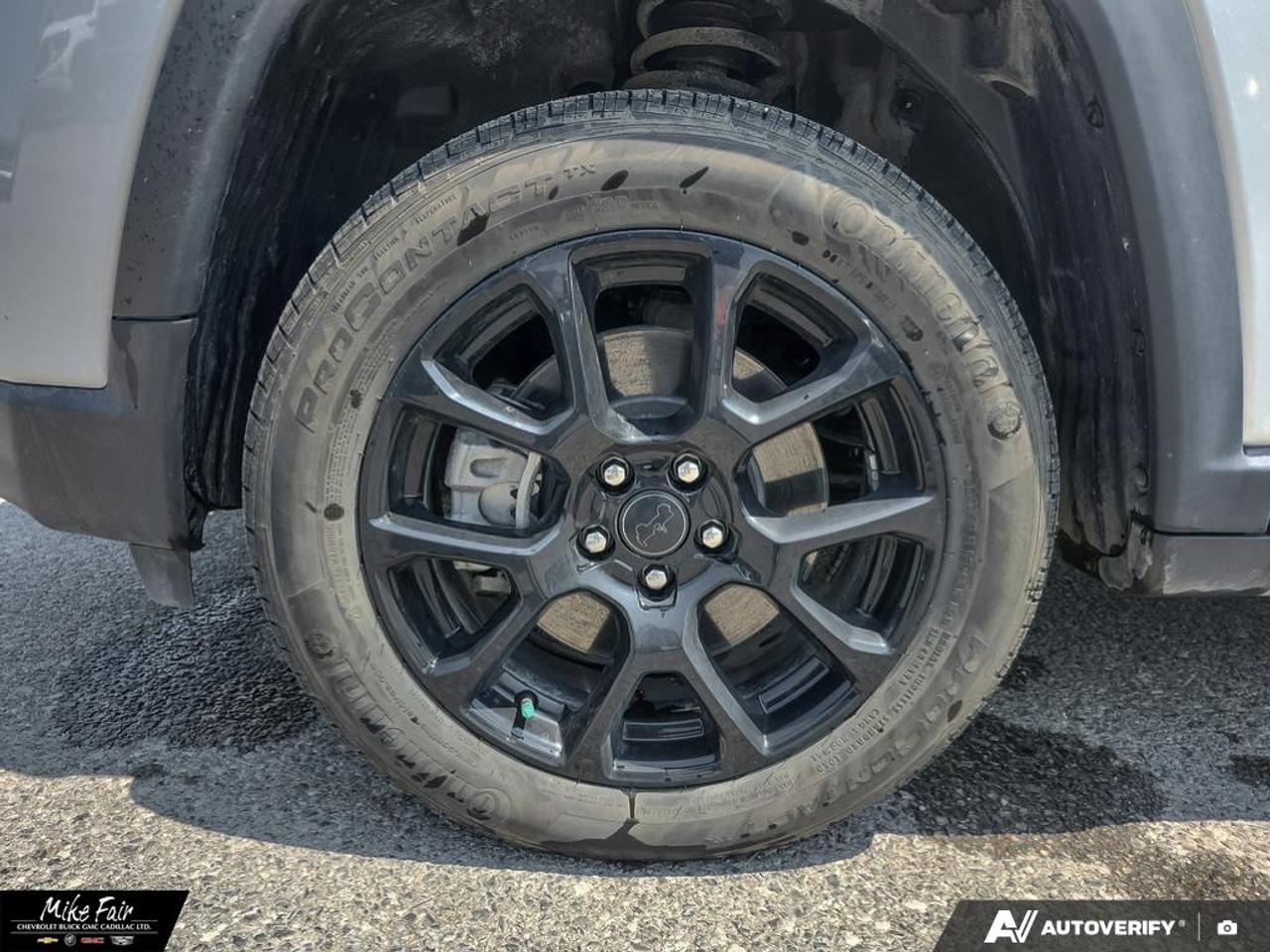 2025 Jeep Compass Altitude Active Drive 4x4 System, 8 Speed Automatic Trans. , Black Grill/Badges/ Roof Photo