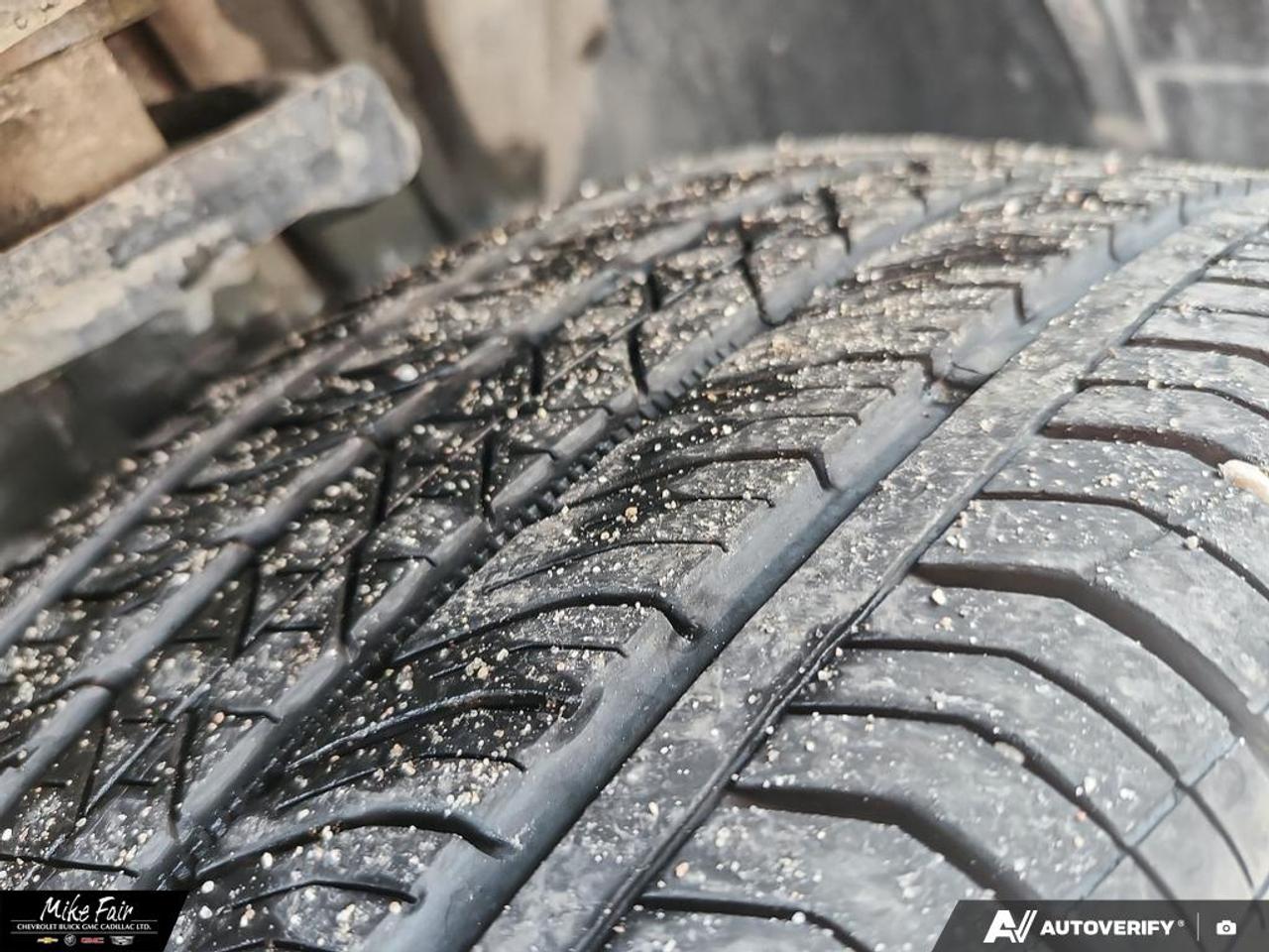 2025 Jeep Compass Altitude Active Drive 4x4 System, 8 Speed Automatic Trans. , Black Grill/Badges/ Roof Photo