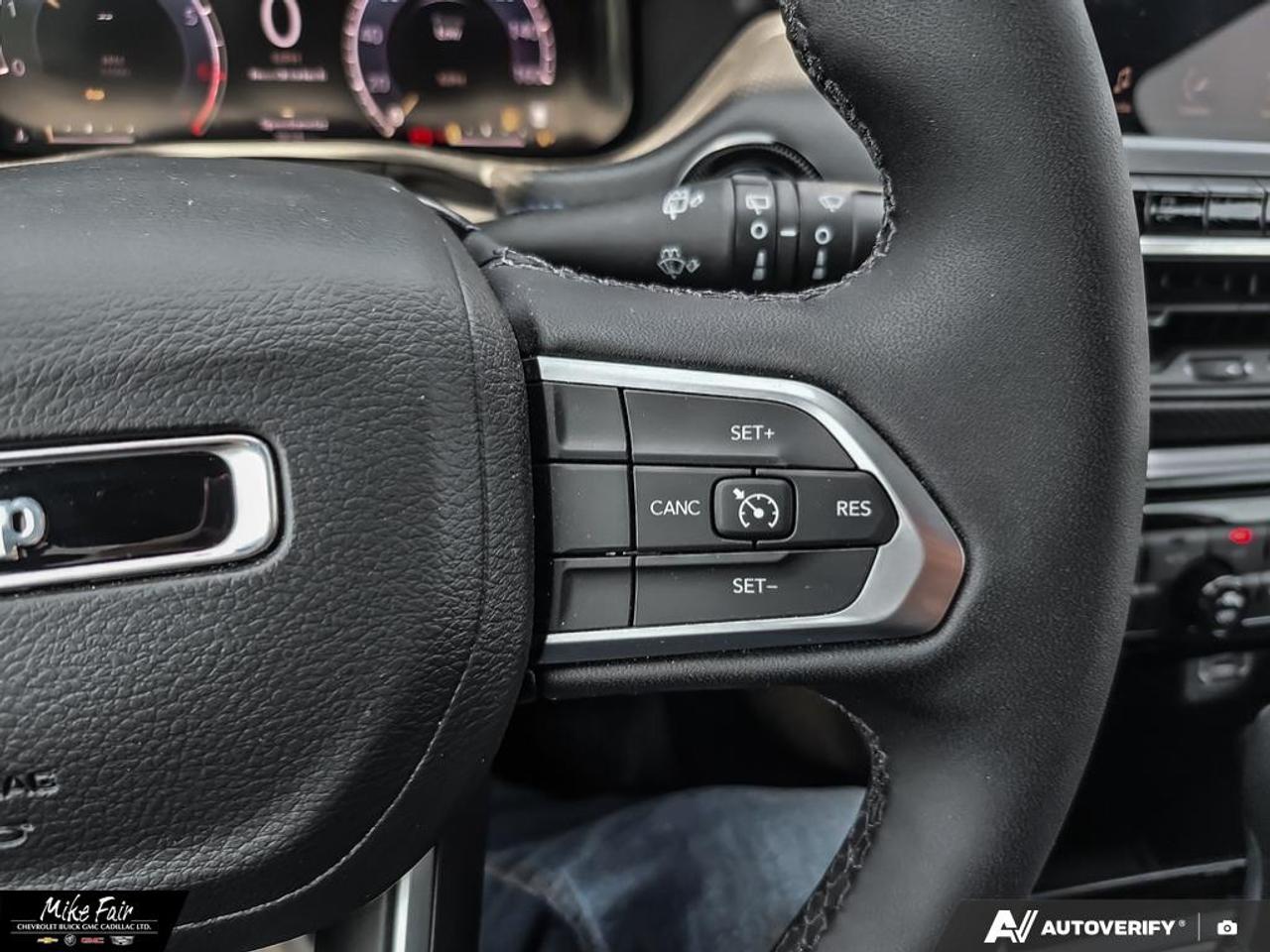 2025 Jeep Compass Altitude Active Drive 4x4 System, 8 Speed Automatic Trans. , Black Grill/Badges/ Roof Photo