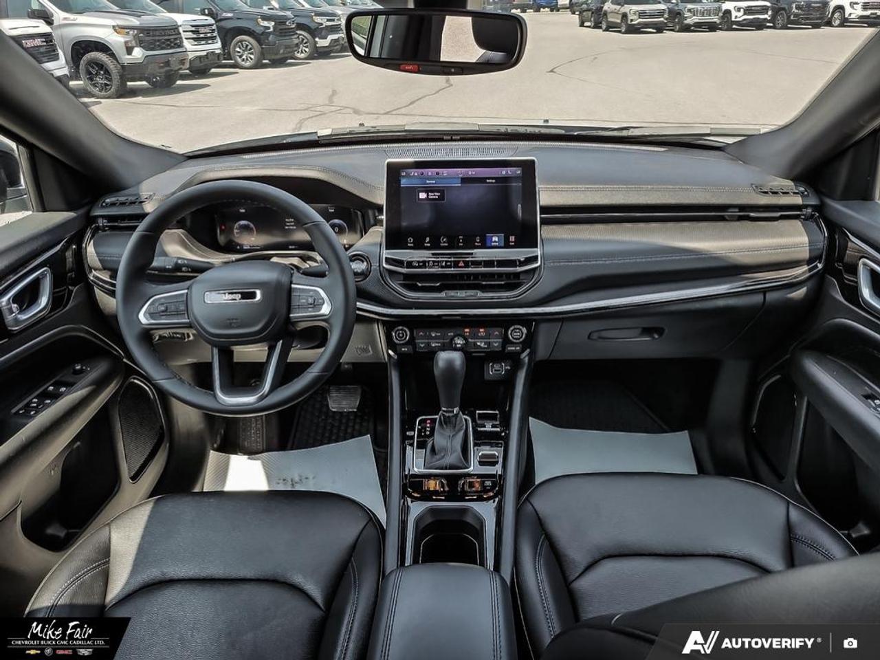 2025 Jeep Compass Altitude Active Drive 4x4 System, 8 Speed Automatic Trans. , Black Grill/Badges/ Roof Photo