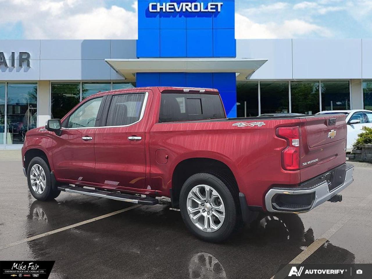 2024 Chevrolet Silverado 1500 LTZ Trailer Blind Side Alert, Front and Rear Park Assist, HD Surround Vision Photo3