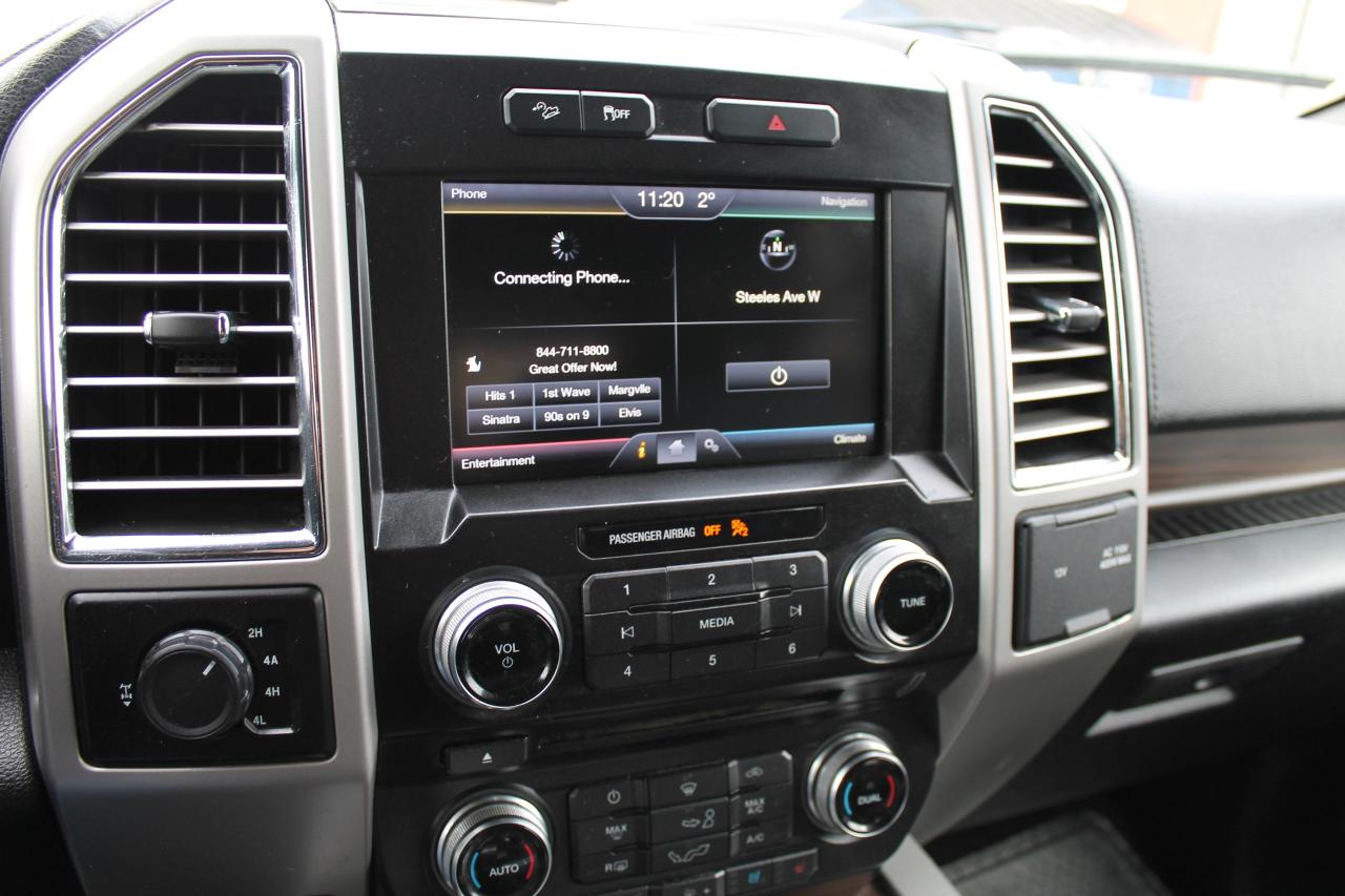 2015 Ford F-150 Lariat Photo